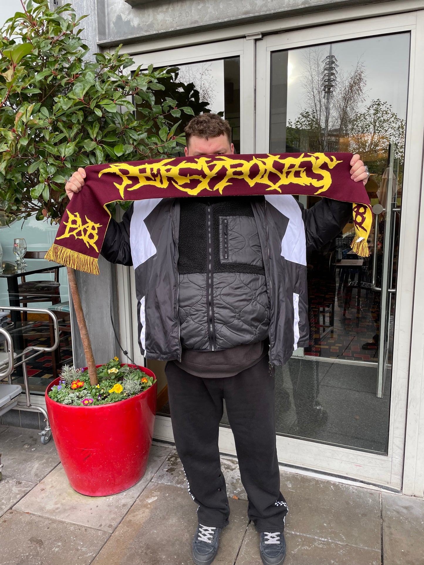 PERCYBONES HOOLIGAN SCARF 2024
